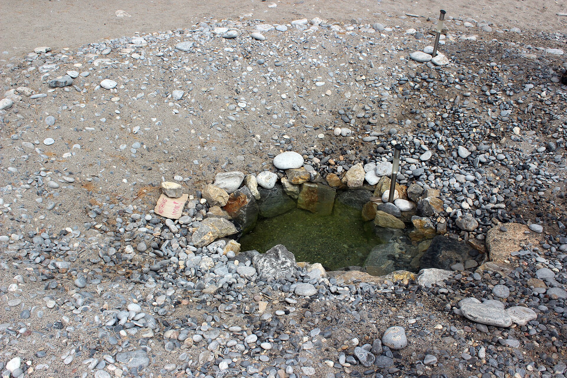 Glyka Nera (Sweet Water Beach)